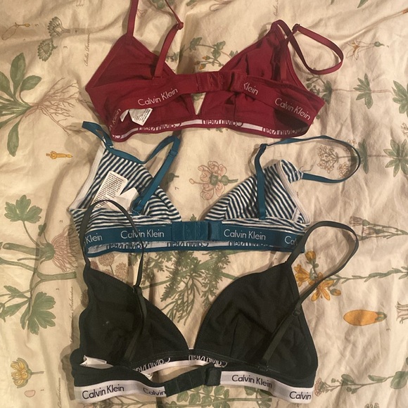 Calvin Klein bralettes (3) - Picture 2 of 5